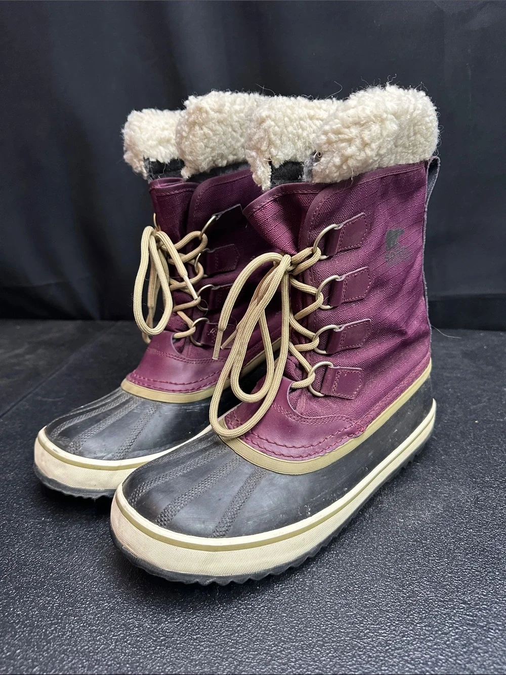 Sorel Women's Boots — Black Interior Label Detailing